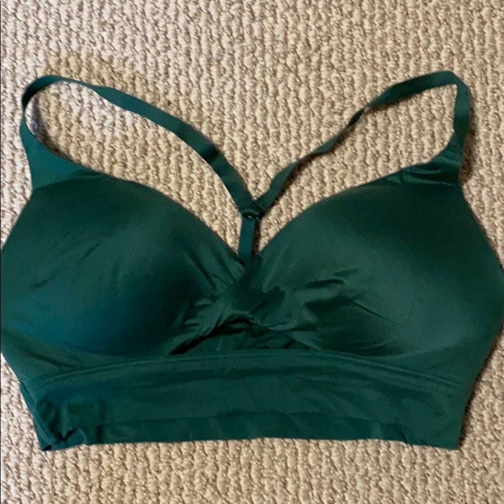 Victoria’s Secret Uplift No Wire bra, 34C